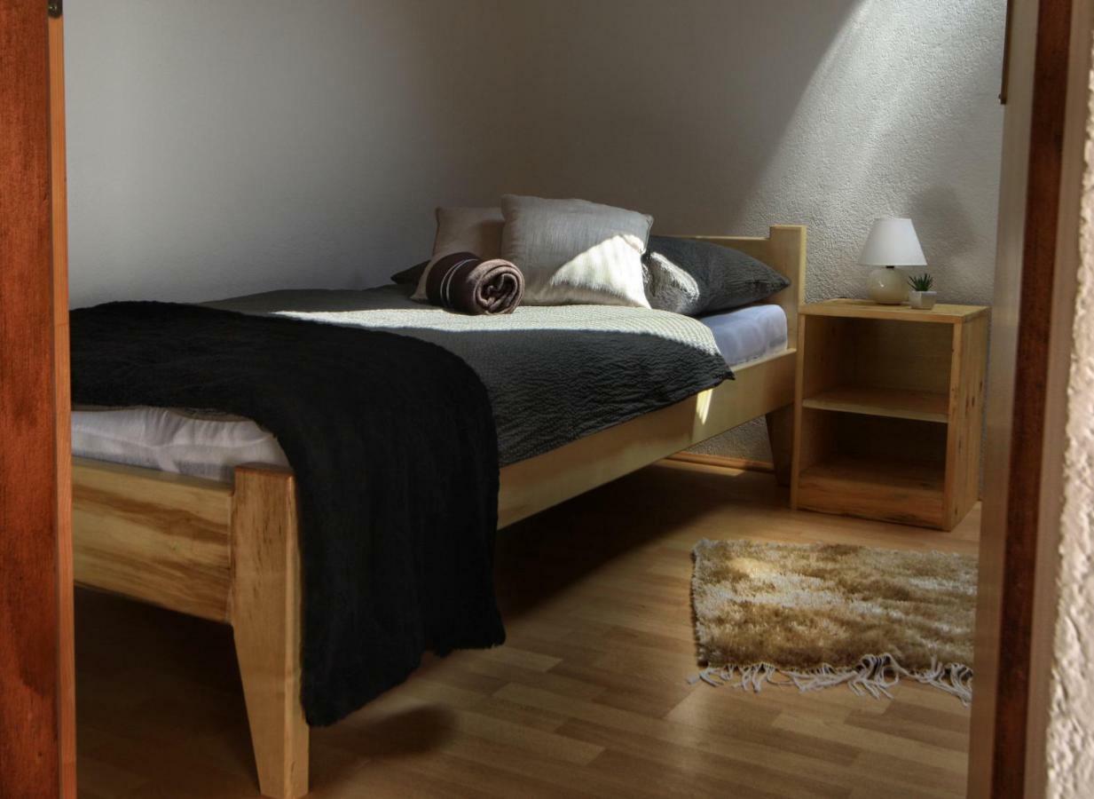 سوملجاناك Charly'S Apartment المظهر الخارجي الصورة